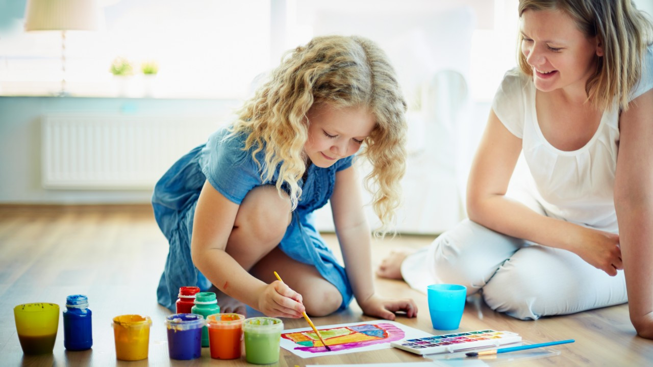 Kup zestaw do malowania, aby twoje dziecko stworzyło swój pierwszy obraz!