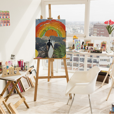 Marzyciel pod tęczowym niebem