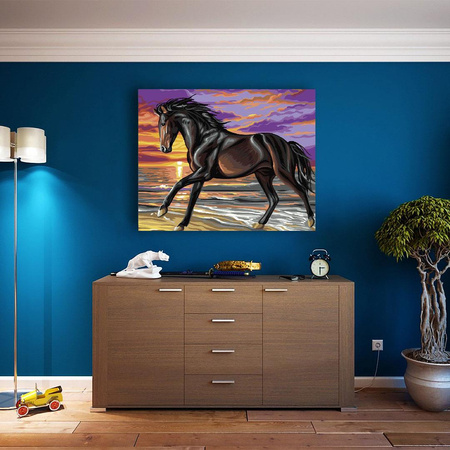 Koń Bucefal w biegu