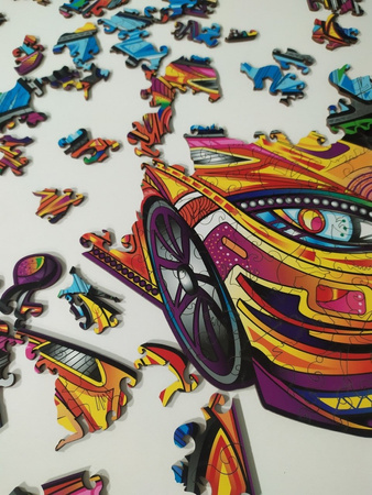 Drewniane Puzzle SAMOCHÓD Z Elementami Zwierząt 230 el. 488х314 mm