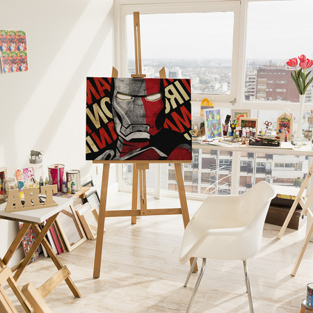 Superbohater w centrum uwagi Iron Man