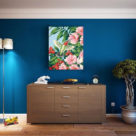 Koliber Przy Kwiatach