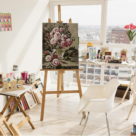 Bukiet Różowych Kwiatów W Wazonie