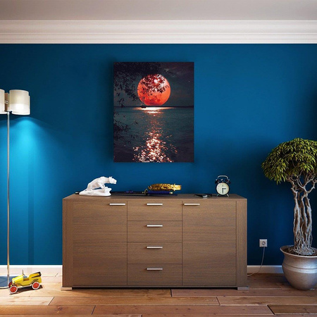 Czerwony księżyc i Morze