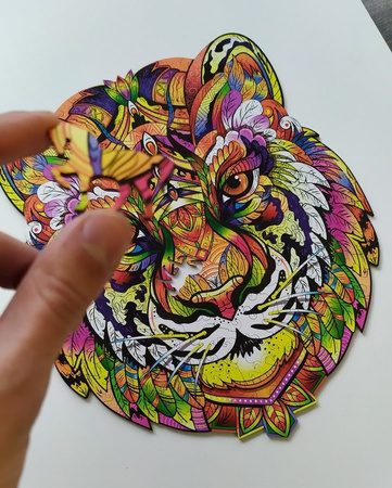 Drewniane Puzzle TYGRYS Jasny Z Elementami Zwierząt 219 el Rozmiar 342x387 mm