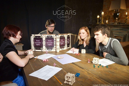 Ekran Mistrza mechaniczne urządzenie do gier planszowych