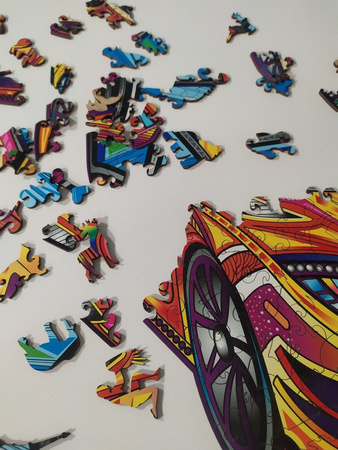 Drewniane Puzzle SAMOCHÓD Z Elementami Zwierząt 230 el. 488х314 mm