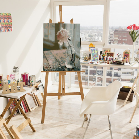 Biały kwiat w butelce