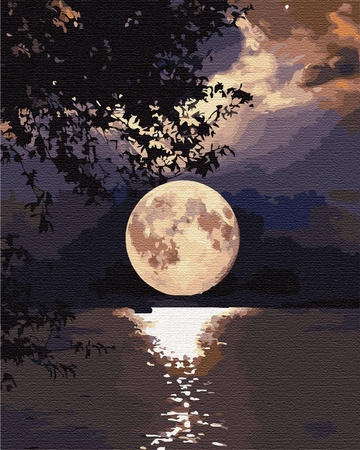 Księżyc Nad Wodą